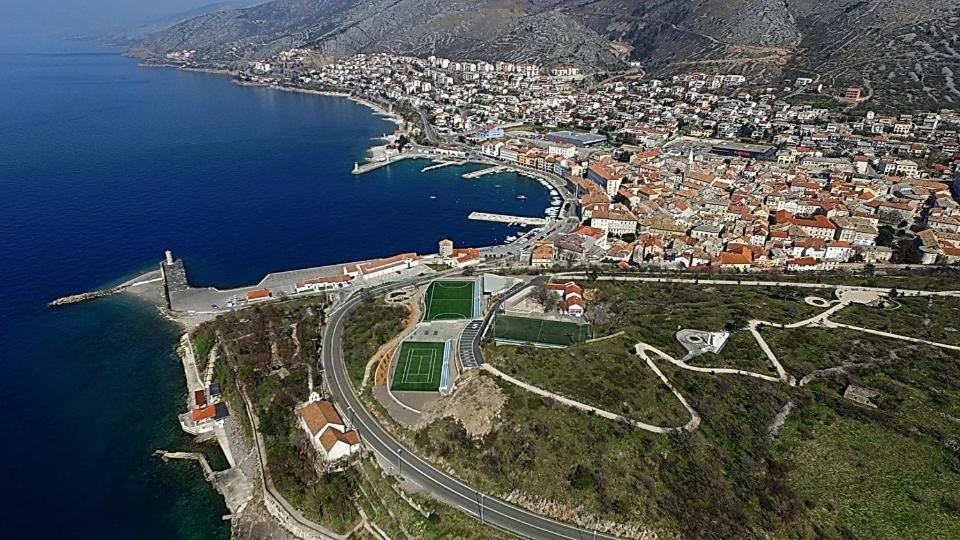 App Zora, Centar Senj Apartment Senj  Luaran gambar