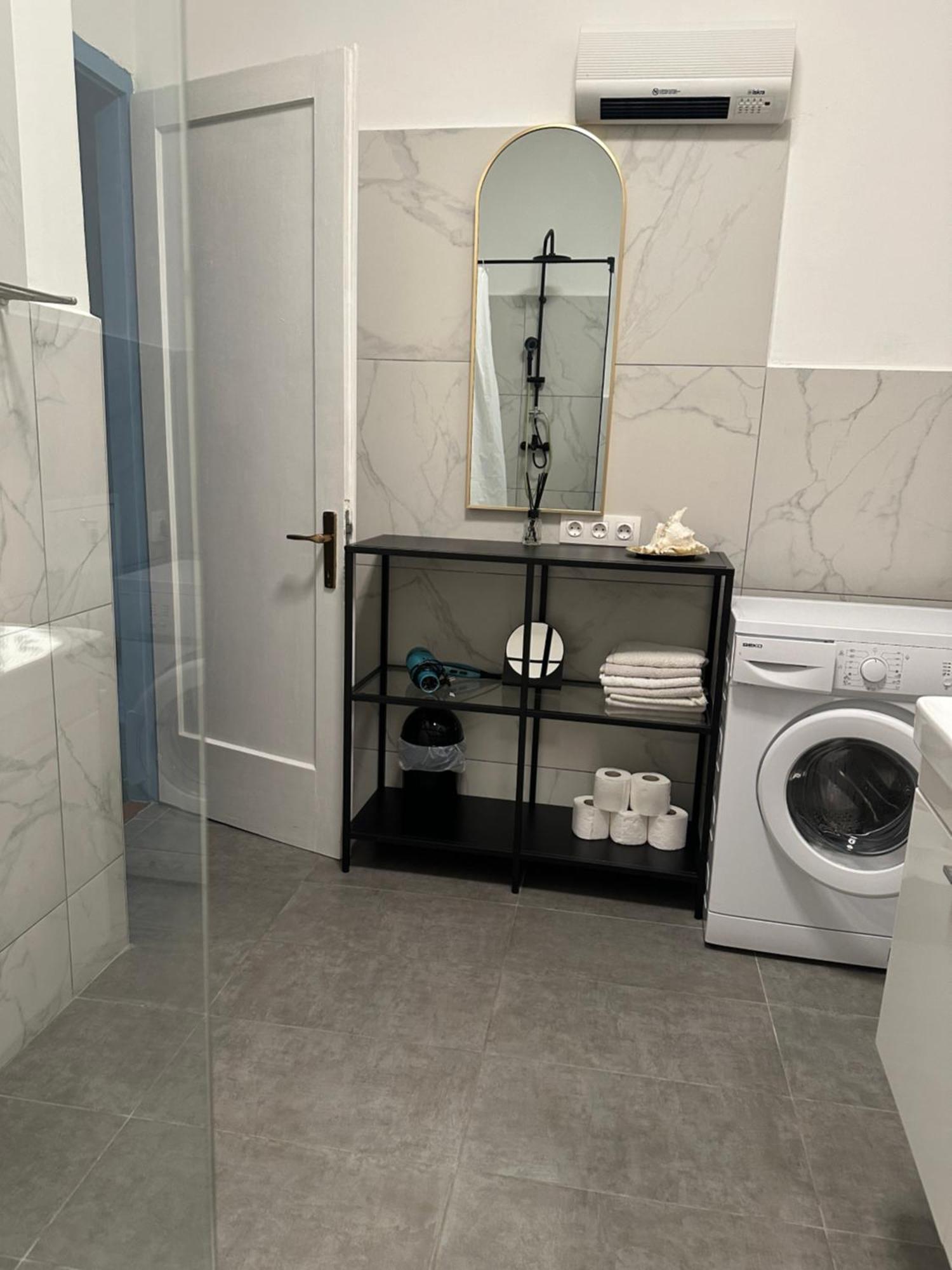 App Zora, Centar Senj Apartment Senj  Luaran gambar